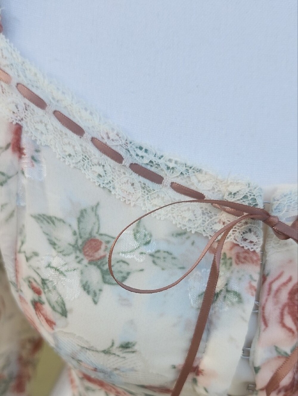 Altar'd State Cream Floral Booho Tie-Front Puff Sleeve Top - Picture 9 of 14